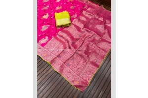 Banarasi sarees with border