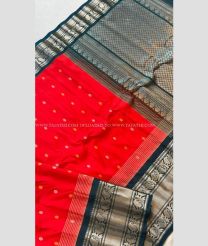 Red and Dark Green color gadwal pattu handloom saree with All over Buttas Design-GDWP0000746