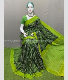 Pine Green and Parrot Green color pochampally Ikkat cotton handloom saree with All over Pochampally Ikkat Design-PIKT0000192