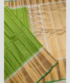 green and brown colour gadwal pattu sarees with Kanchi Border design