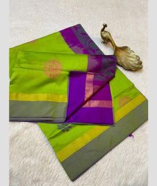 Parrot Green and Magenta kanchi cotton sarees with All over Buttas design