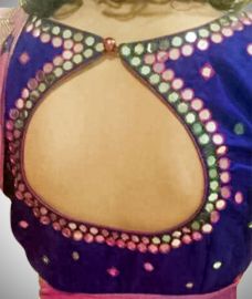 Round Mirror Work With Boat Neck