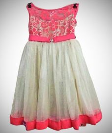 Sleeveless netted long forck