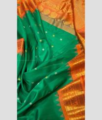 Green and Orange color gadwal pattu handloom saree with temple kuthu border design -GDWP0001762