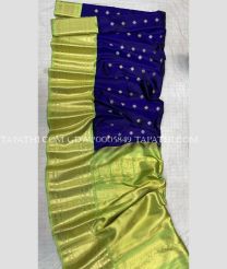 Navy blue and Lite Parrot Green gadwal pattu sarees with kanchi Kuttu border design - GDWP0005849