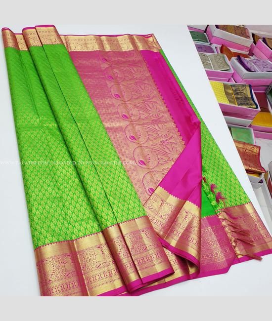 Pochampally Parrot Green small checked with rani pink border silk saree –  Devi Handlooms